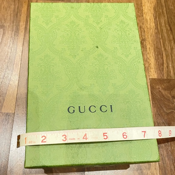 Gucci box. “ Empty” - Picture 2 of 4